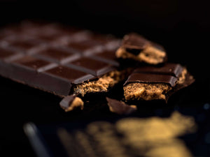 Dark Bar with Praline Crunch